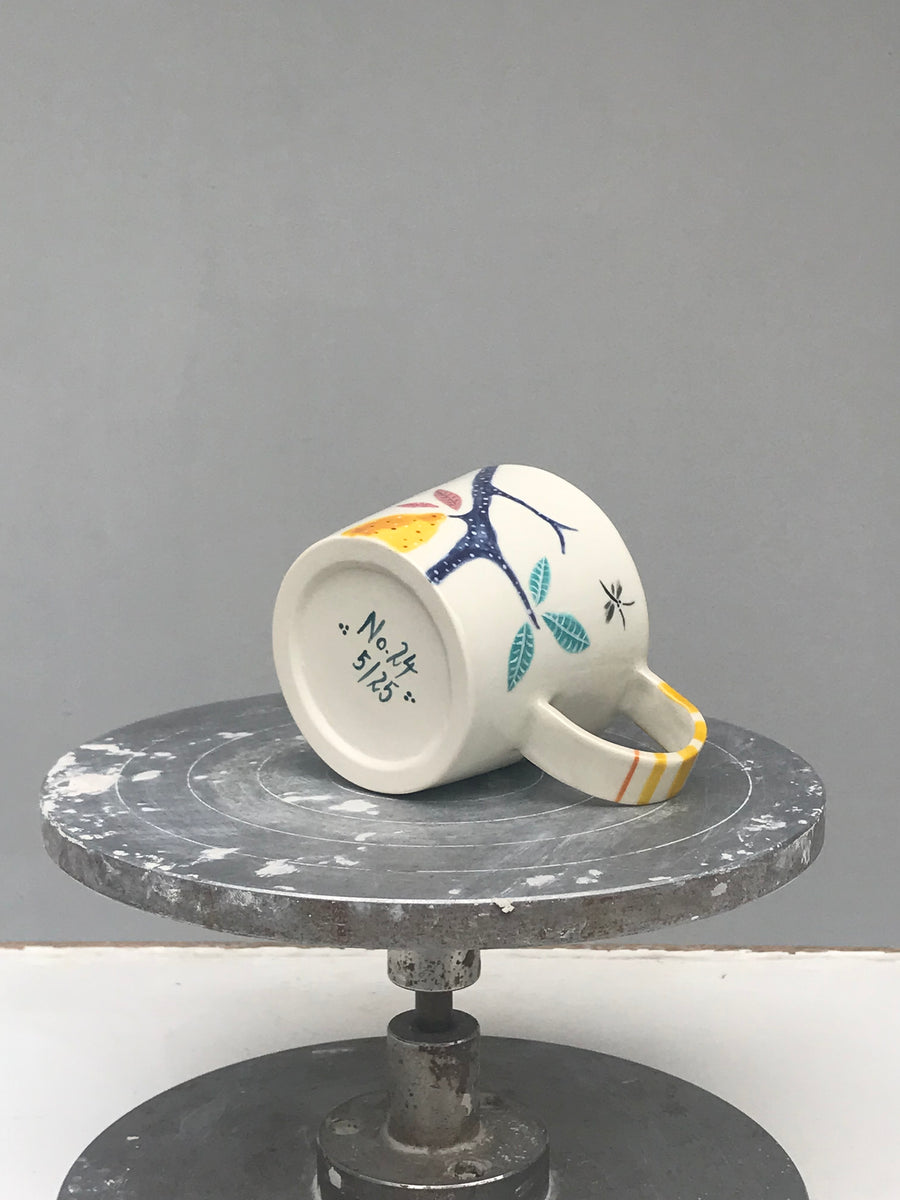 Porcelain breakfast bowl / collection with peas / No.1