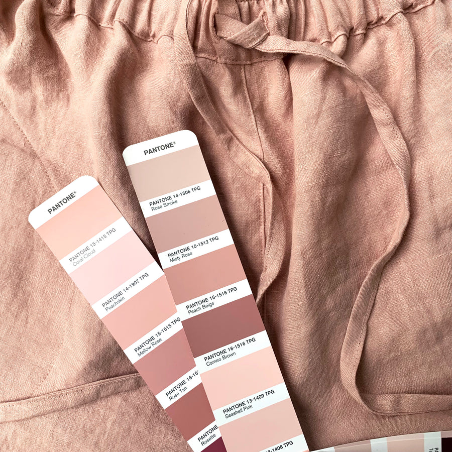 Extra jemné lněné bermudy v odstínu Misty Rose