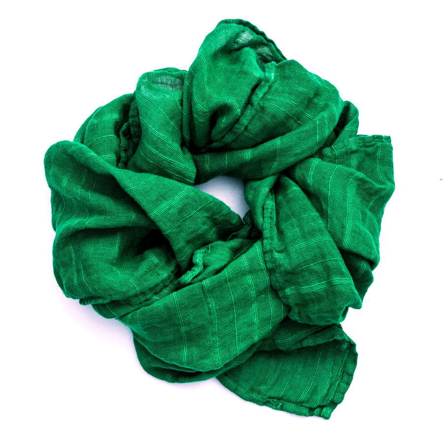 Luxusně jemný lněný šál v odstínu Jolly Green