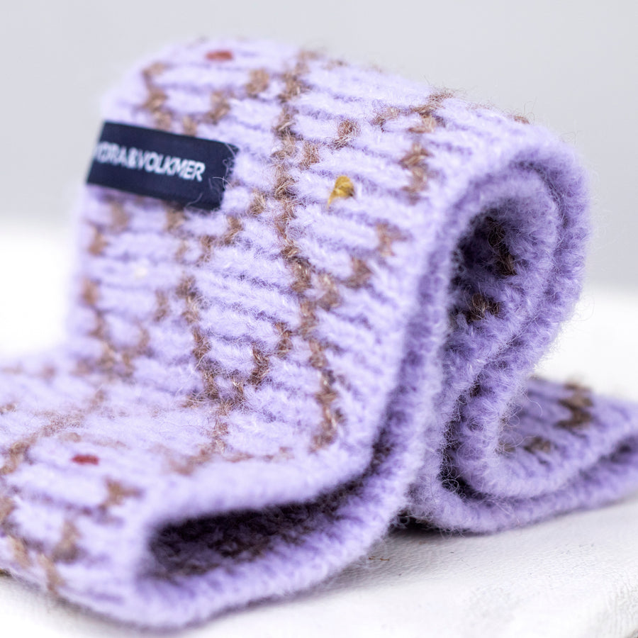 Alpaca & Silk žakárová čelenka s vyšívanými puntíky / levandulová