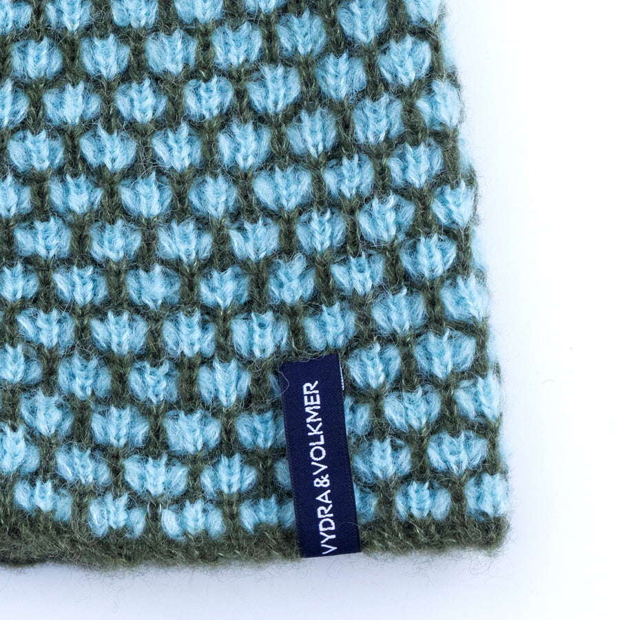 Alpaca & Silk čepice extra pružná mřížkovaná zeleno-azurová