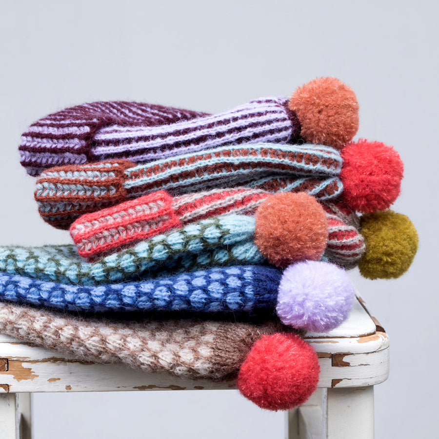 Alpaca & Silk čepice pružná s pruhy azurovo-skořicová