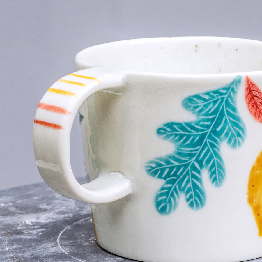 Large porcelain mug / collection with peas / No.1