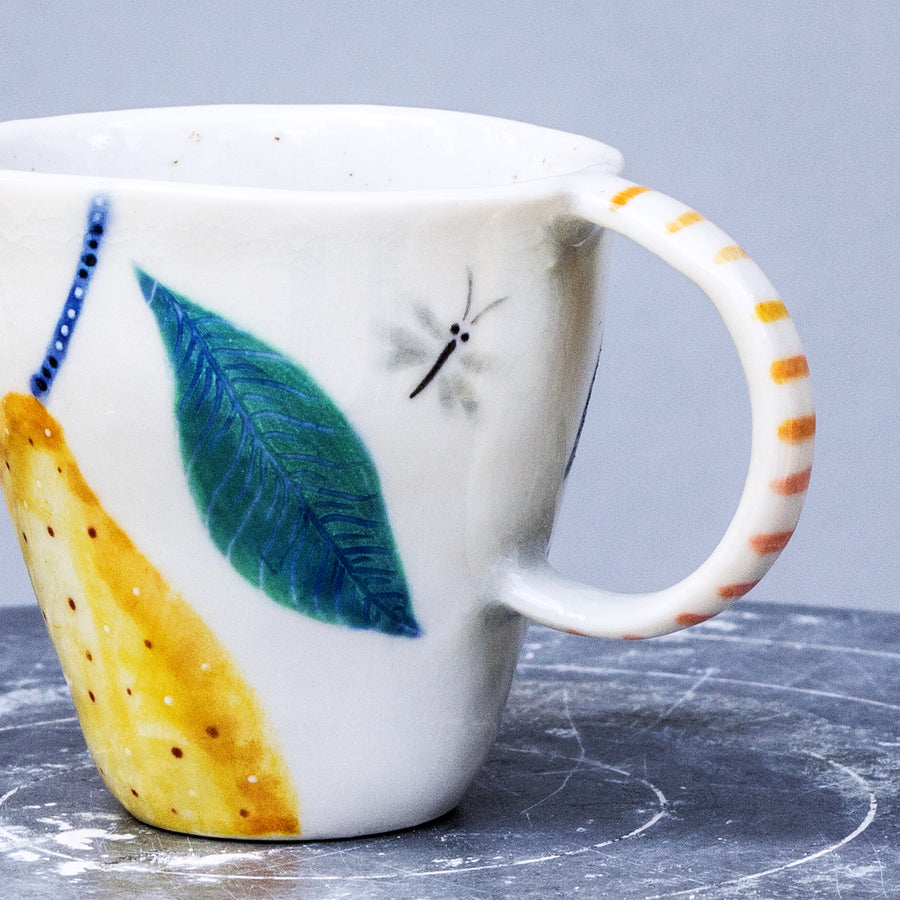 Porcelain breakfast bowl / collection with peas / No.1