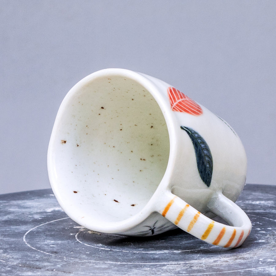 Porcelain breakfast bowl / collection with peas / No.1