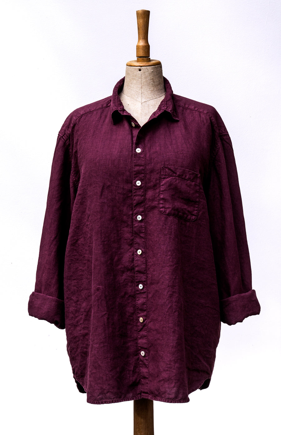 Linen unisex shirt in Windsor Wine shade