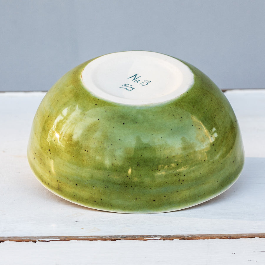 Porcelain breakfast bowl / collection with peas / No.1