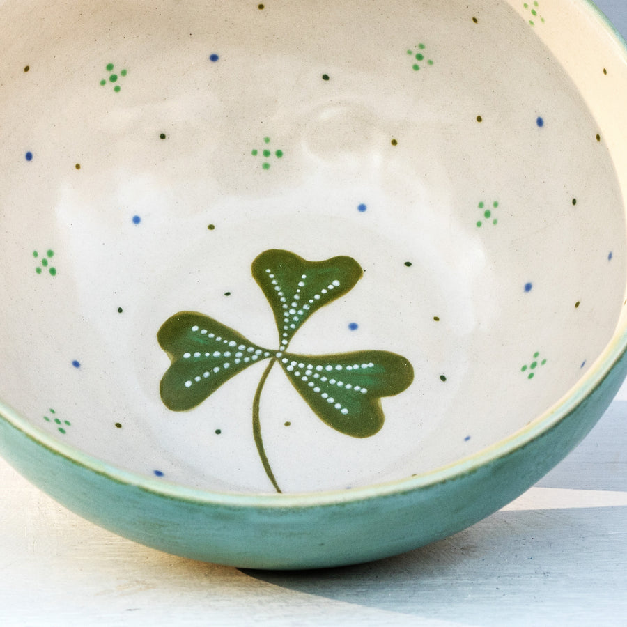 Porcelain breakfast bowl / collection with peas / No.1