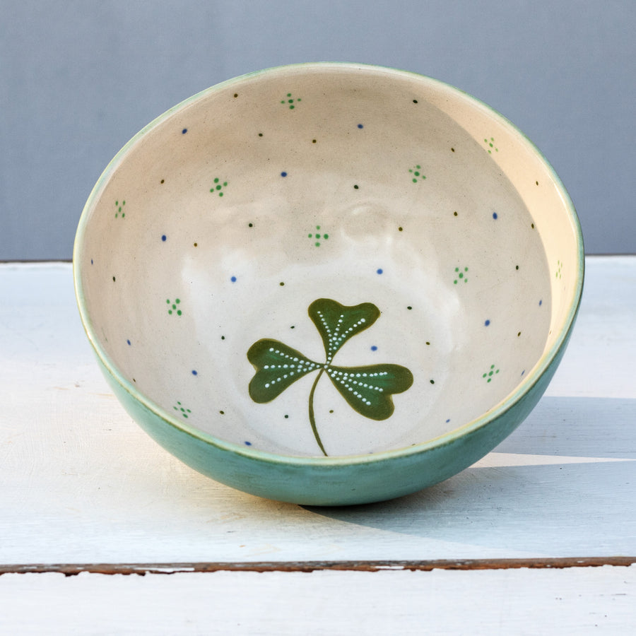 Porcelain breakfast bowl / collection with peas / No.1