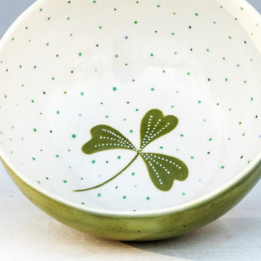 Porcelain breakfast bowl / collection with peas / No.1