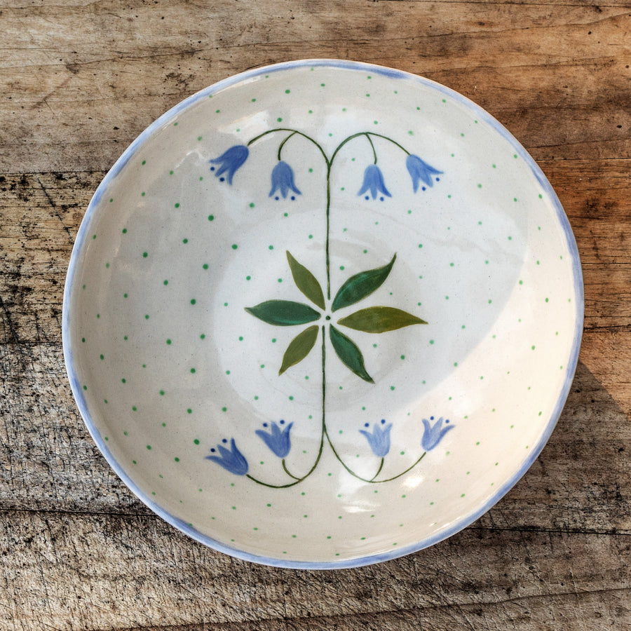 Porcelain breakfast bowl / collection with peas / No.1