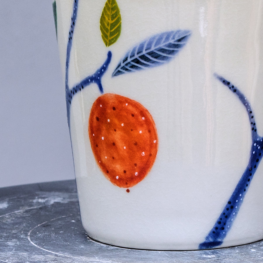 Porcelain breakfast bowl / collection with peas / No.1