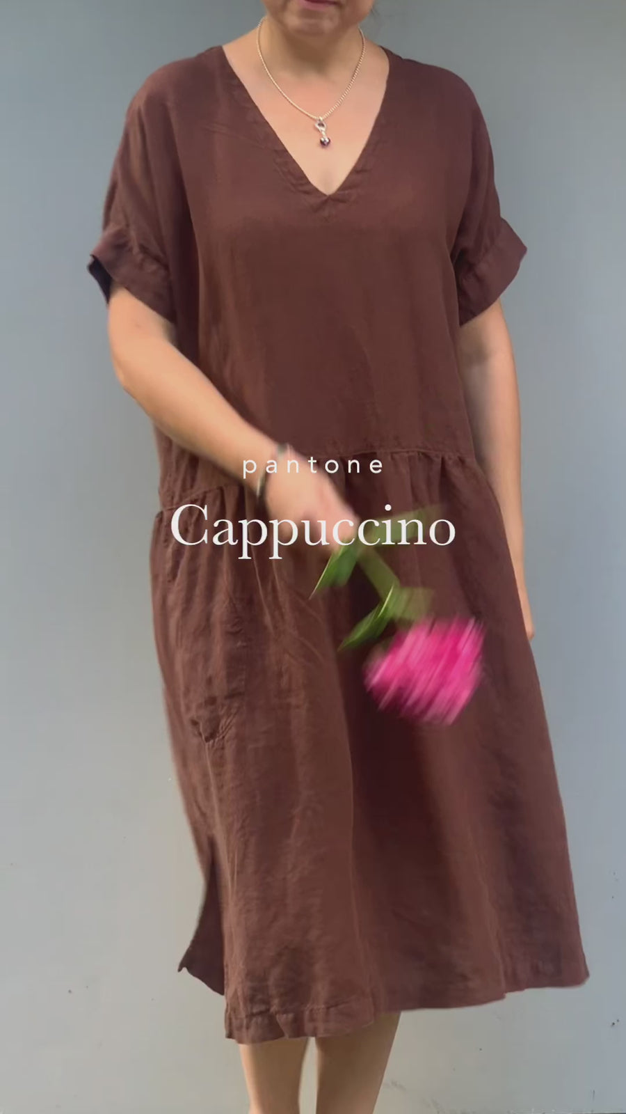 Lněné "venkovské" šaty v odstínu Cappuccino