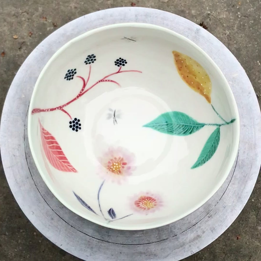 Porcelain breakfast bowl with rabbit No.31