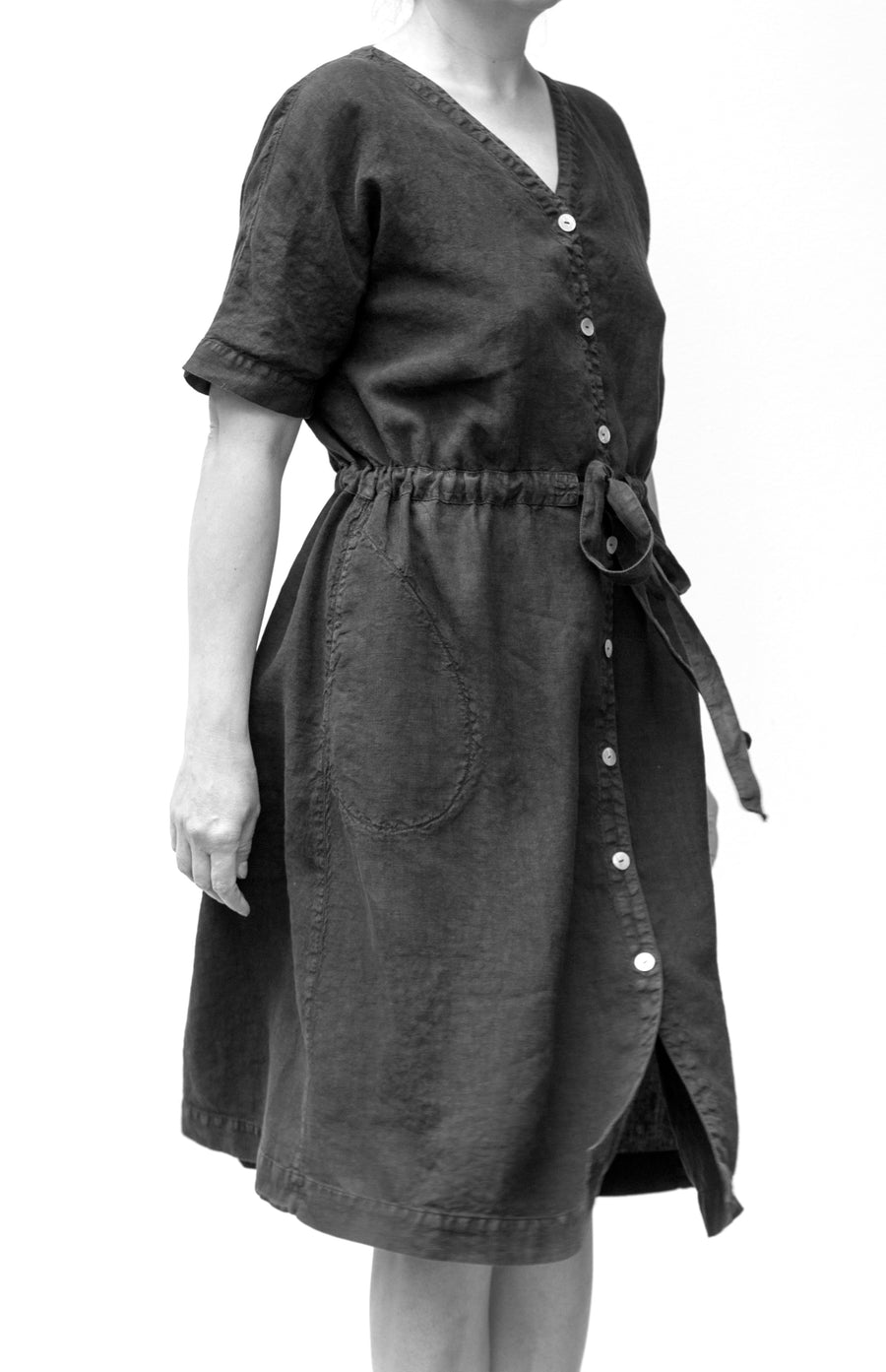 Extra soft button-up dress in the shade of Black Plum