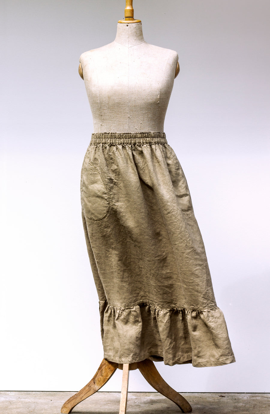 Maxi skirt with canier in shade Olive Gray