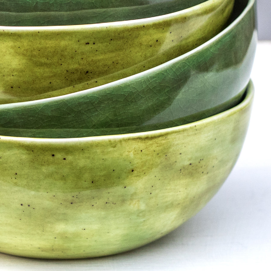 Porcelain breakfast bowl / collection with peas / No.1