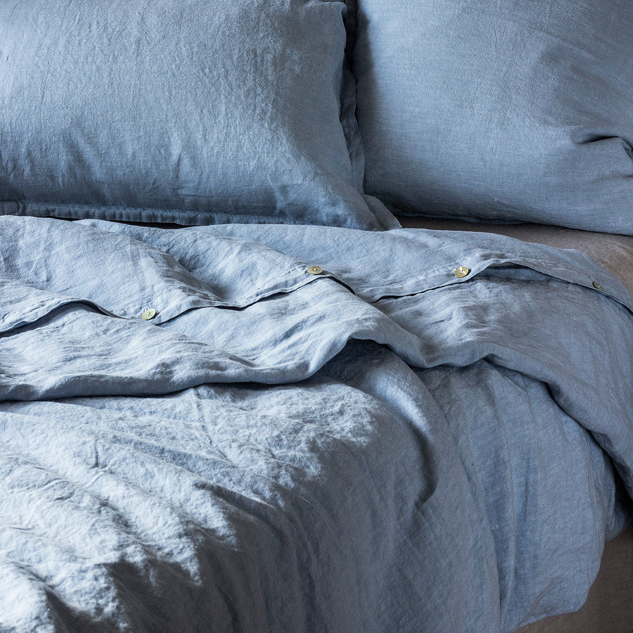 Two sets of extra fine linen in the shade Dusty Blue - PREORDER 