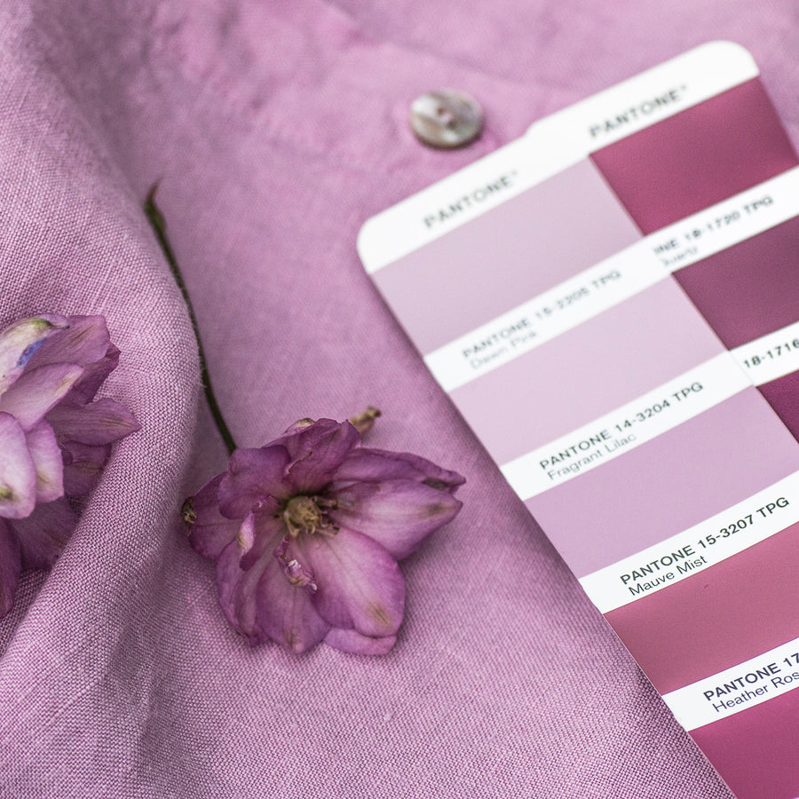 Zavinovací šaty z extra jemného lnu v odstínu Mauve Mist