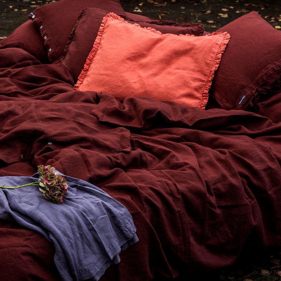 Extra fine linen bedding in the shade Rum Raisin - preorder