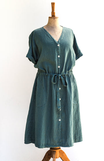 Fall shift dress in Silver Pine shade