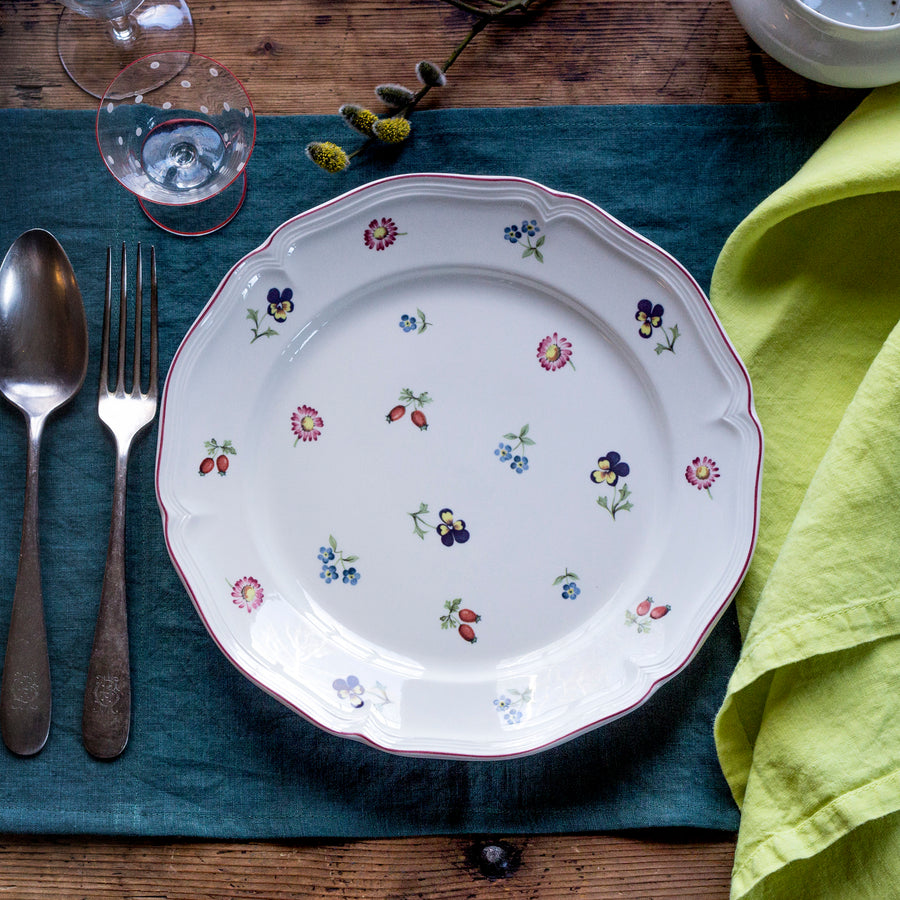 Porcelánový talíř s kvítky "Petite Fleur"
